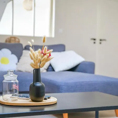 Tres Bel Lumineux Et Au Calme - 2 Personnes Angers