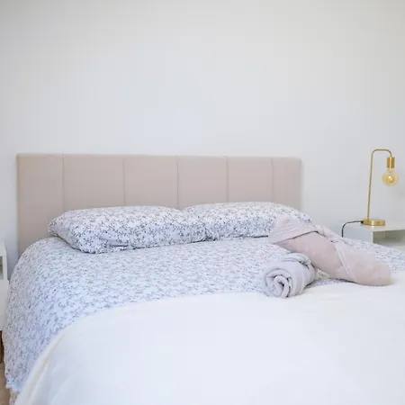 Lejlighed Tres Bel Lumineux Et Au Calme - 2 Personnes *