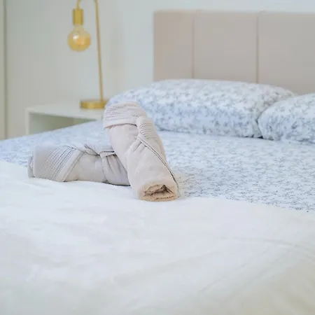 Tres Bel Lumineux Et Au Calme - 2 Personnes Lejlighed Angers