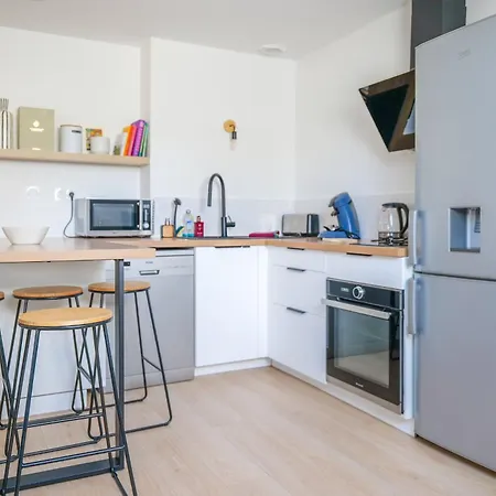 Tres Bel Lumineux Et Au Calme - 2 Personnes * Angers