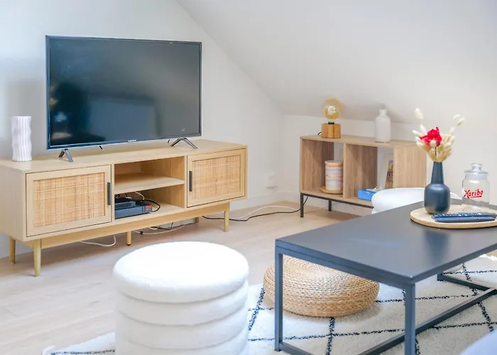 Tres Bel Lumineux Et Au Calme - 2 Personnes * Angers